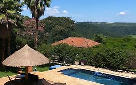 Casa Colonial na Fazenda Santa Clara